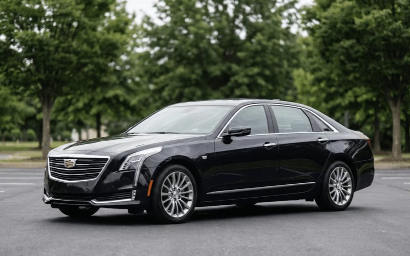 Black luxury SUV in Denver, for Denver Airport to Estes Park transfers